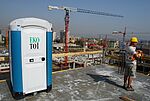 Мобилна химическа тоалетна TOI Fresh на строителен обект
